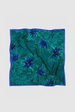 Afbeelding in Gallery-weergave laden, Shawl Maya Bloom Teal Green