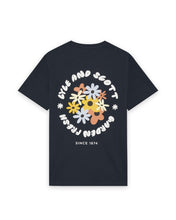 Afbeelding in Gallery-weergave laden, T-Shirt Nature Graphic