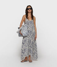 Afbeelding in Gallery-weergave laden, Dress Strappy Zebra
