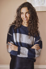 Afbeelding in Gallery-weergave laden, TayzieSZ Pullover