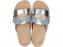 Afbeelding in Gallery-weergave laden, Slippers