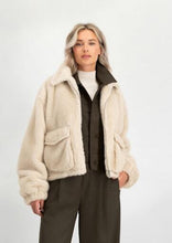 Afbeelding in Gallery-weergave laden, Faith jacket