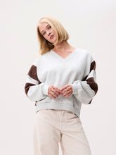 Afbeelding in Gallery-weergave laden, Sweater Sporty Vneck