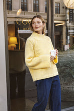 Afbeelding in Gallery-weergave laden, Pullover