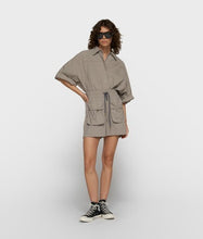 Afbeelding in Gallery-weergave laden, crinkle utility shorts