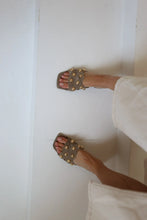 Afbeelding in Gallery-weergave laden, G-Sabien-2