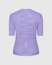 Afbeelding in Gallery-weergave laden, W Shirt