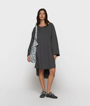 Afbeelding in Gallery-weergave laden, Dress Jersey Logo