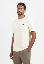 Afbeelding in Gallery-weergave laden, T-Shirt Crewneck Relief Jacquard Bl