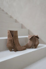 Afbeelding in Gallery-weergave laden, Elsie-2