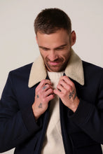 Afbeelding in Gallery-weergave laden, OUTERW BOMBER WOOL NAVY