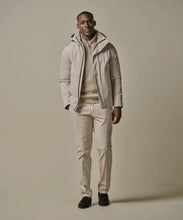 Afbeelding in Gallery-weergave laden, RAINCOAT SHORT MAGNET L.BEIGE