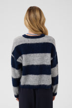 Afbeelding in Gallery-weergave laden, TayzieSZ Pullover
