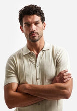 Afbeelding in Gallery-weergave laden, Pullover Short Sleeve Full Button P