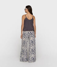 Afbeelding in Gallery-weergave laden, Jogger White Zebra