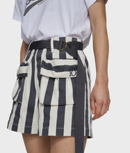 Afbeelding in Gallery-weergave laden, utility  shorts stripes