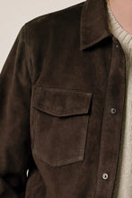 Afbeelding in Gallery-weergave laden, OVERSHIRT PB SUEDE D.BROWN
