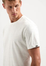 Afbeelding in Gallery-weergave laden, T-Shirt Crewneck Yarn Dyed Pin Stri