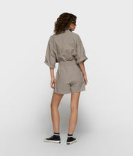Afbeelding in Gallery-weergave laden, crinkle utility shorts