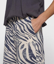 Afbeelding in Gallery-weergave laden, Jogger White Zebra