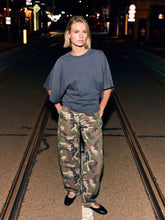 Afbeelding in Gallery-weergave laden, Jeans Camo Super Barrel Fit