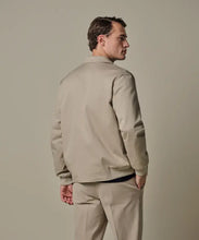 Afbeelding in Gallery-weergave laden, OUTERW BOMBER JCT L.BEIGE