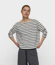 Afbeelding in Gallery-weergave laden, boat neck top stripes