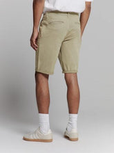Afbeelding in Gallery-weergave laden, Short Chino Garment Dyed Twill Stre