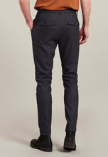 Afbeelding in Gallery-weergave laden, Lancaster Tapered Chino Playi
